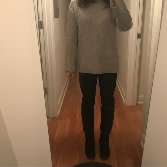 Not for sale Stuart Weitzman in black suede - Picture 2 of 7